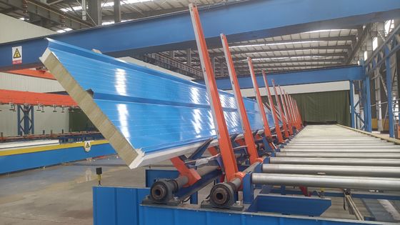 Настраиваемая панель для кровельной панели с звукоизоляцией