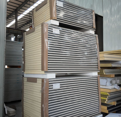 Что такое сэндвич-панель из полиуретана?