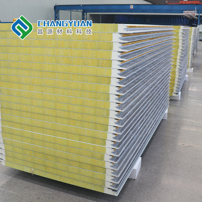 Металлические стеновые панели и сэндвич-панели - идеальное сочетание для наружных проектов