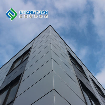 Панельная стена из ППУ для парка механического производства: повышение производительности